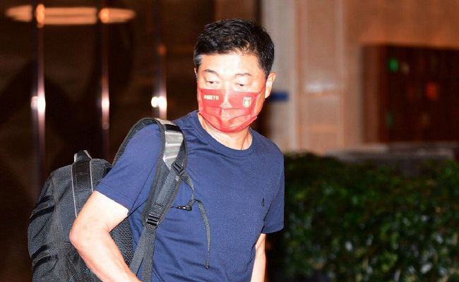 首轮对话聚焦AI如何具体落地，真正成为导演的“创意伙伴”和制片人的“效率引擎”。